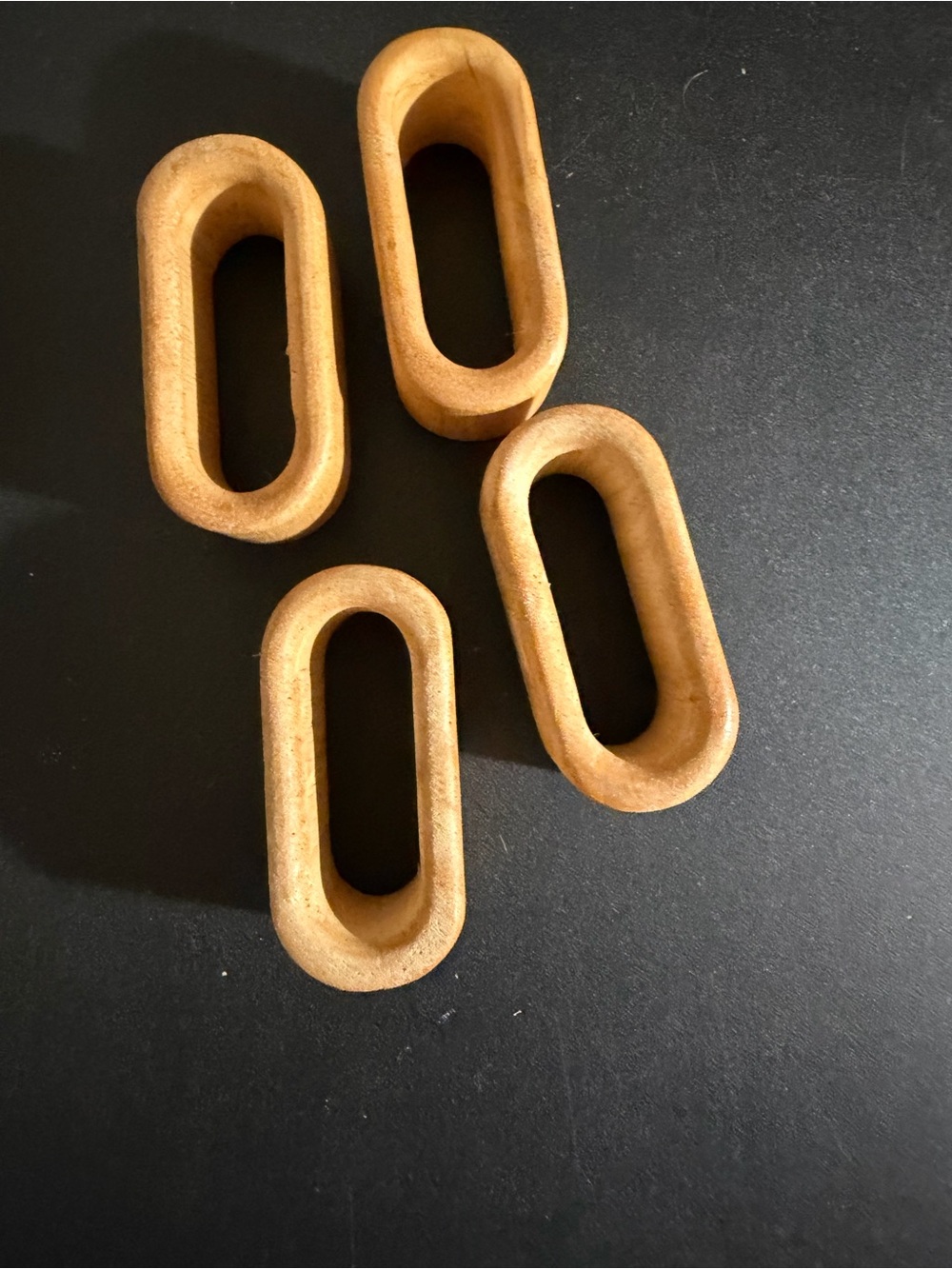 Set of 4 Oval Wooden Rings - Natural Light Brown